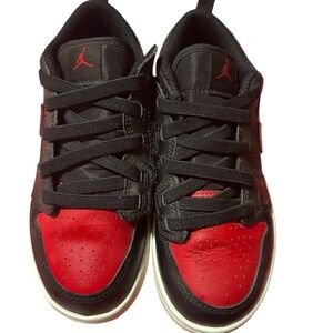 🏀🖤 KIDS JORDAN SHOES🏀🖤PRELOVED